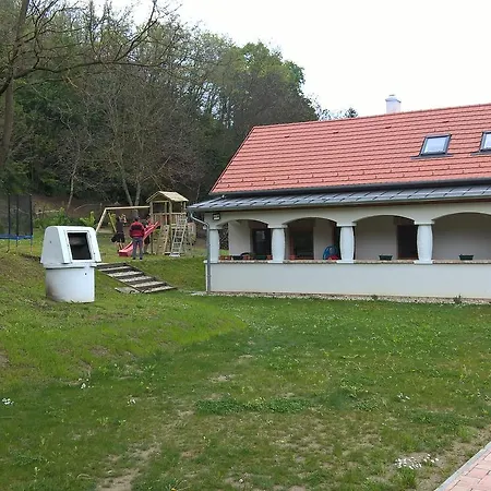 Pasztor Haza Vendeghaz Aparthotel Zalamerenye